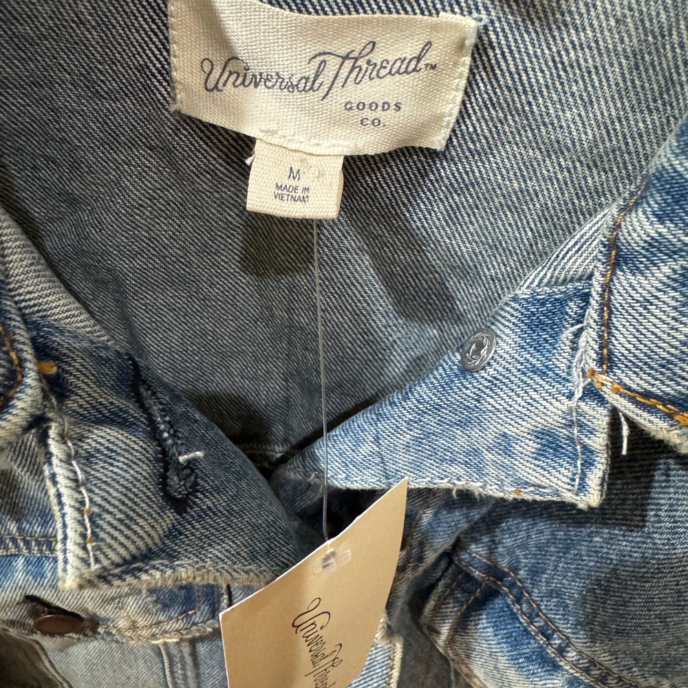 Universal Thread Blue Denim Jacket NWT - image 3